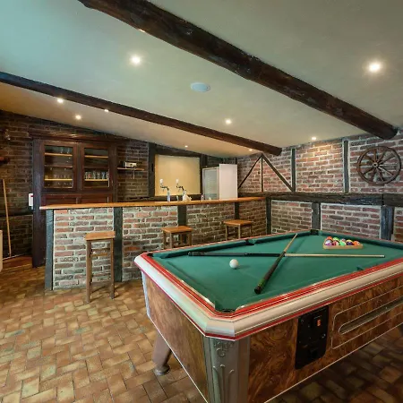 Lush In With Private Pool *