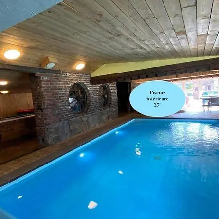 Lush In With Private Pool