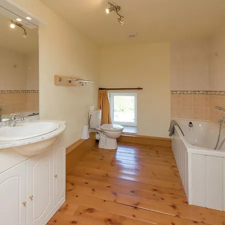 Lush In With Private Pool Holiday home *