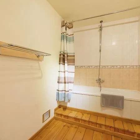 Holiday home Lush In With Private Pool *