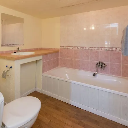 Lush In With Private Pool Holiday home Waimes