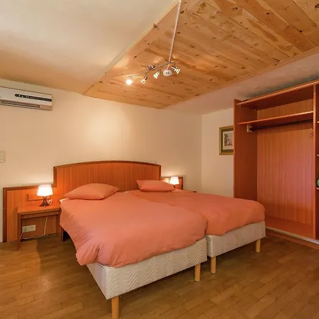 Lush In With Private Pool Hébergement de vacances