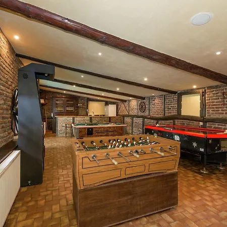 Holiday home Lush In With Private Pool *